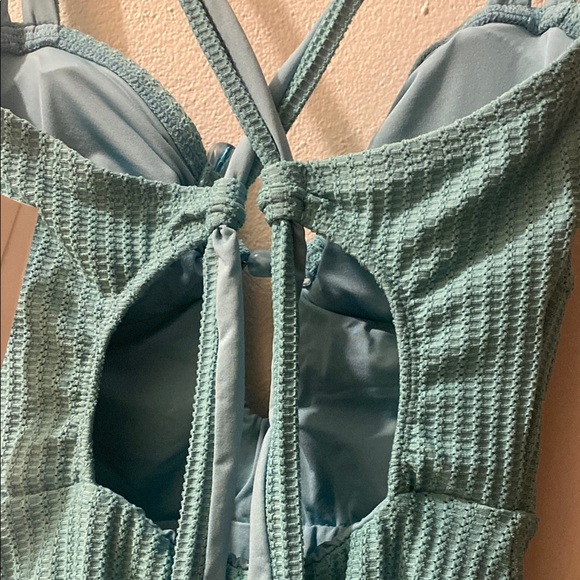 BECCA SWIM Textured Green One Piece Swimsuit - Picture 4 of 9